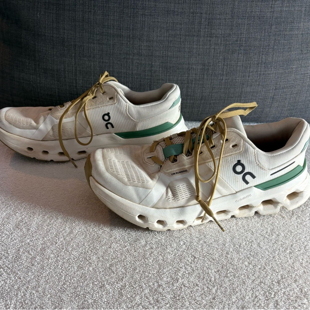 On Running Cloudrunner 2 White Green Running Snea… - image 3